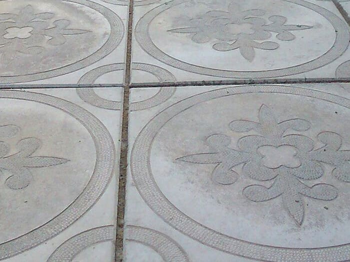 Тротуарная плитка «Круг цветок». Пример укладки фото №4